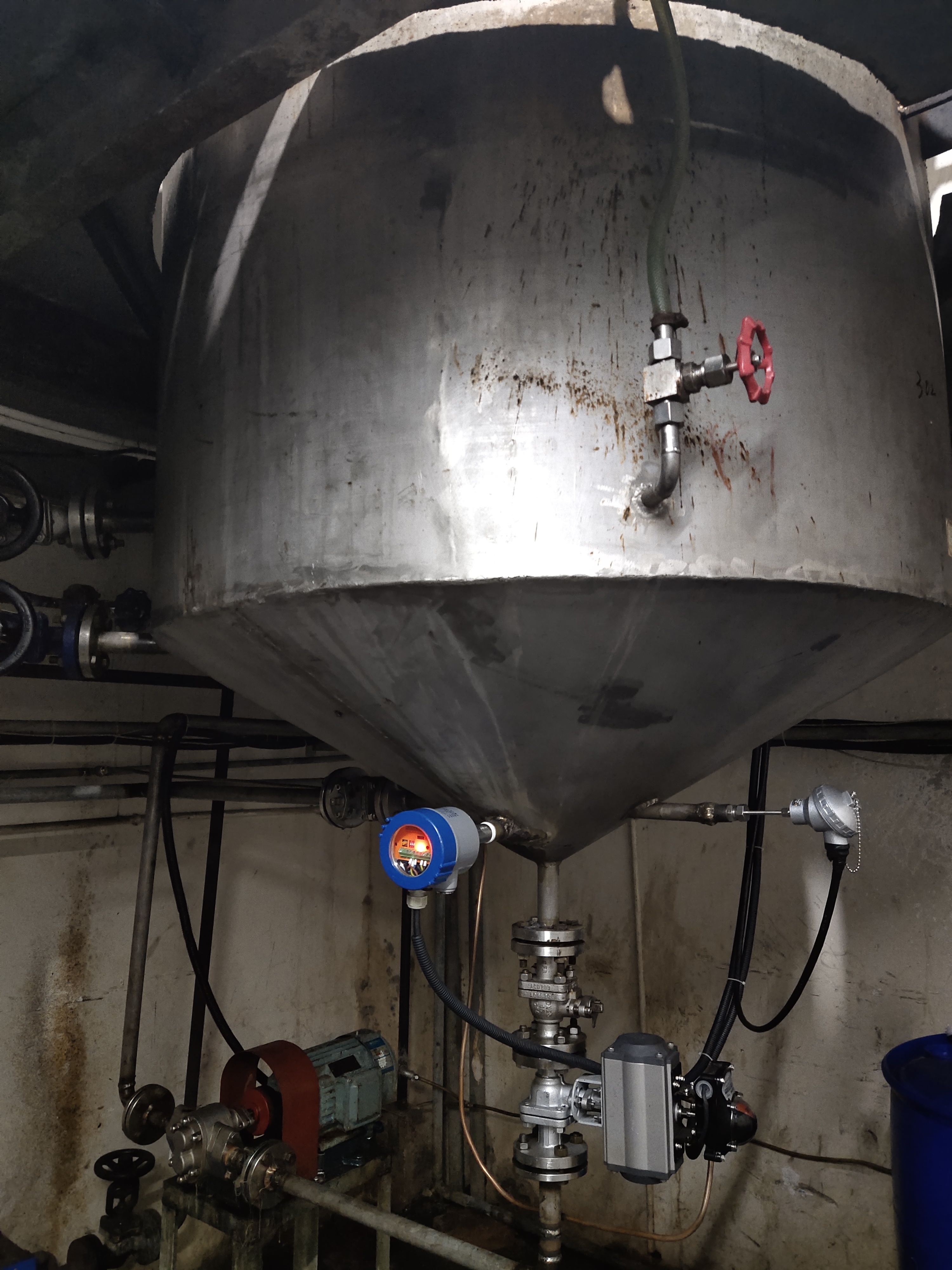 Últimos casos de empresas  Where Are Tuning Fork Level Switches Used?-100 Questions About Tuning Fork Level Switches